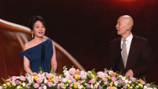 美女露出让男生揉的网站